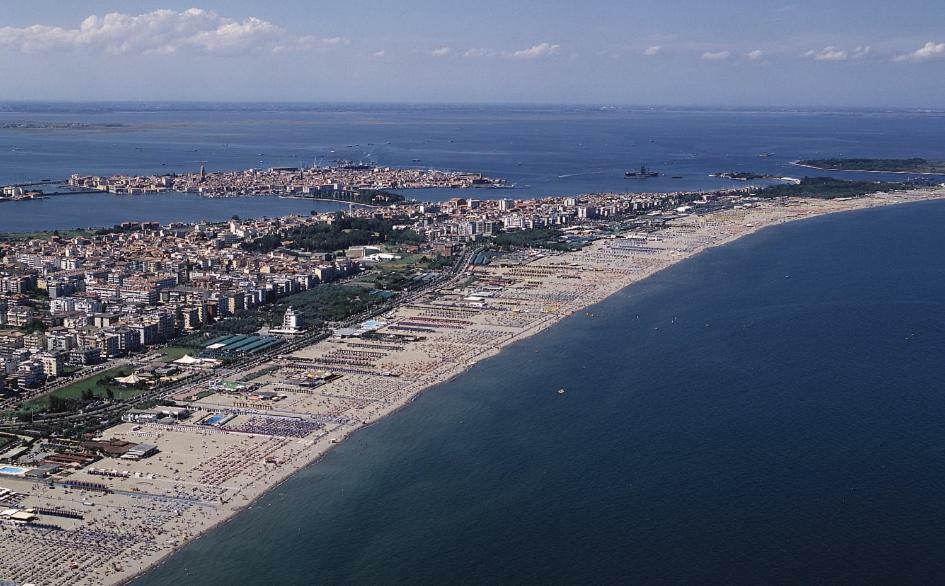 Residence Torino Чоджия Екстериор снимка