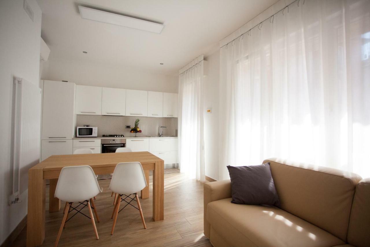 Residence Torino Чоджия Екстериор снимка